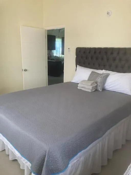 הוילה Old Harbour Bellarose Manor בית נופש