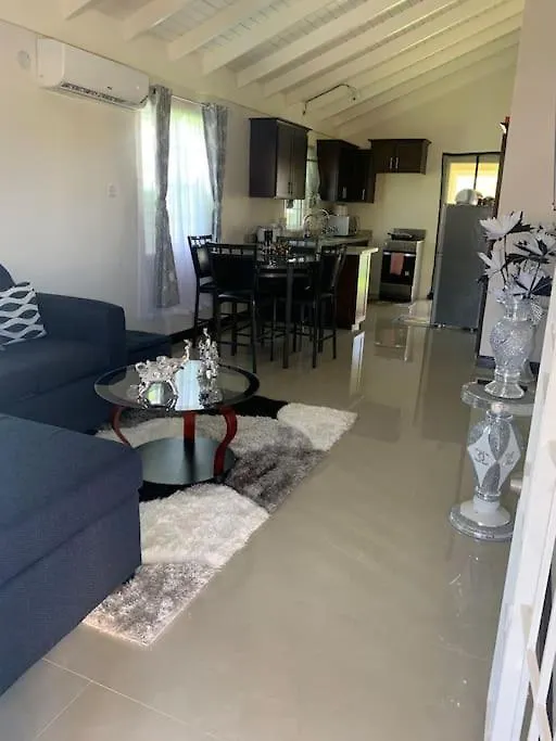 הוילה Old Harbour Bellarose Manor ג'מייקה