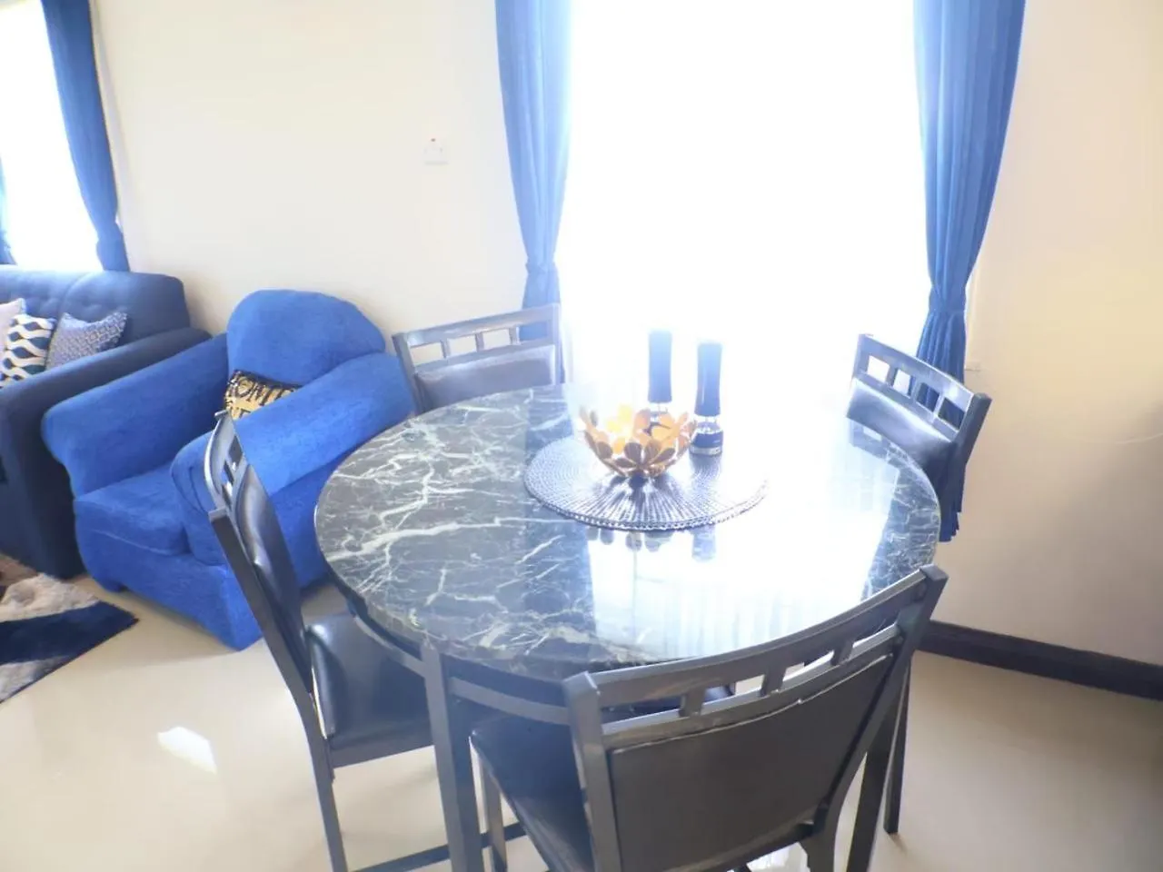 הוילה Old Harbour Bellarose Manor בית נופש